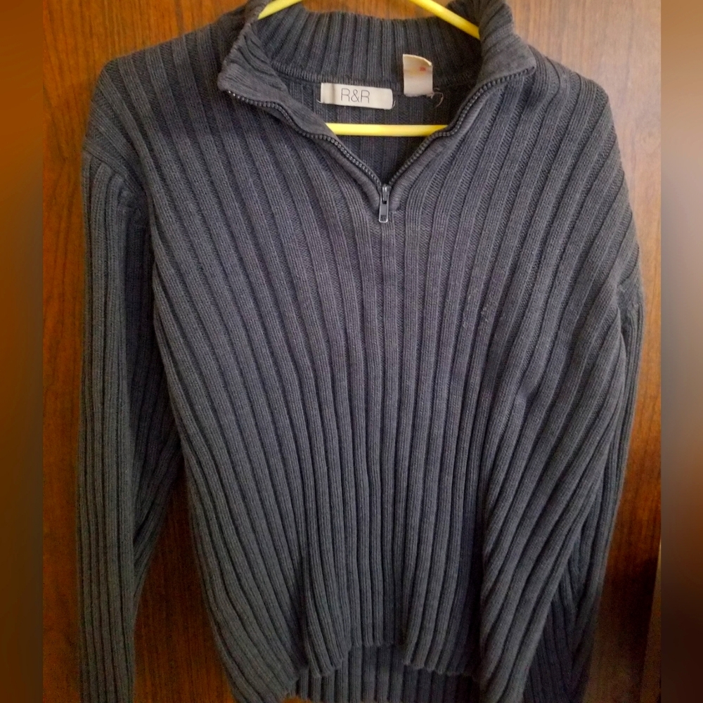 R&R large grey sweater